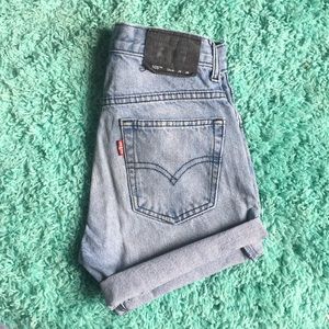Levi’s High waisted jeans